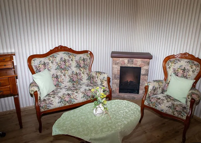 Han/Misafirhane Gaestehaus An Der Therme